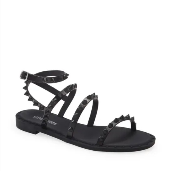 Steve Madden Shoes - NIB Steve Madden Black Transport Sandals